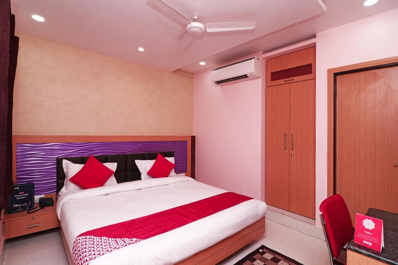 Capital O Hotel Sapphire Inn Gorakhpur Buitenkant foto